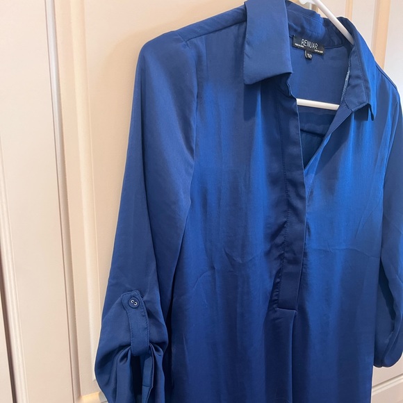 Renuar blouse size xs - Picture 2 of 5